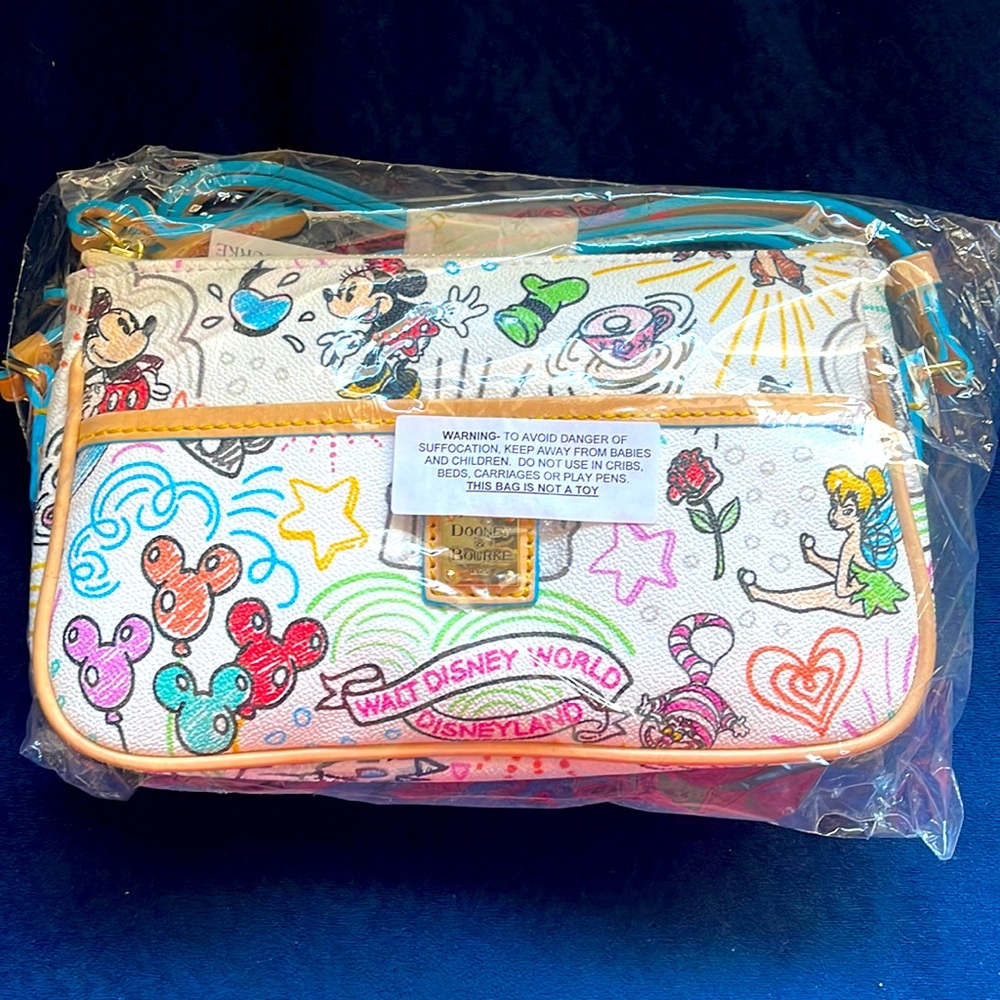 Disney Dooney & Bourke Sketch Lola Pouchette